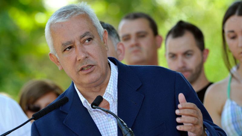 Arenas contradice a Santamaría y aboga por que las elecciones en Andalucía no se adelanten