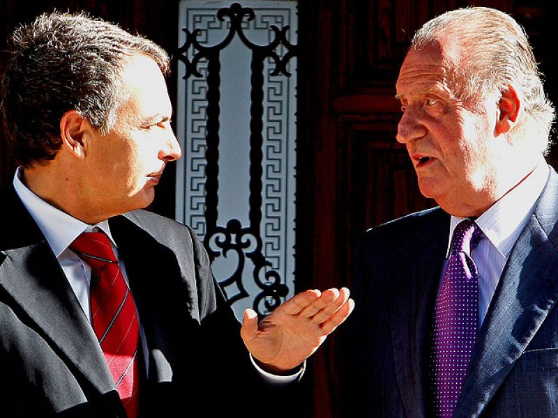 La economía centra el último encuentro de Zapatero con el rey en Marivent