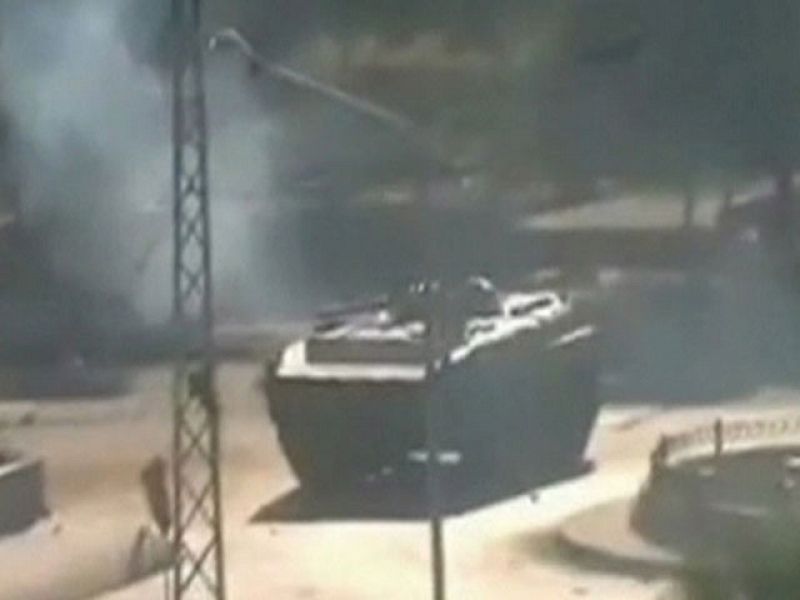 Los tanques de la fuerzas de Asad toman el centro de la ciudad de Hama tras un intenso bombardeo