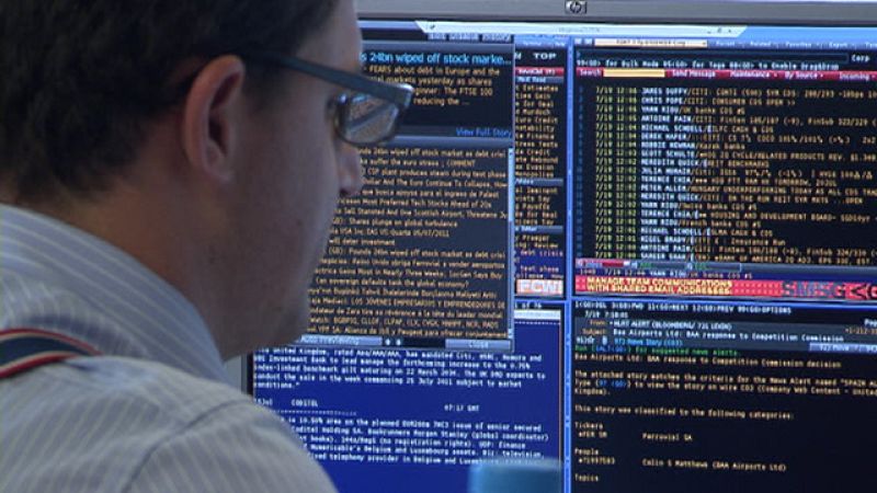 Zapatero vuelve a posponer sus vacaciones y convoca un nuevo Consejo de Ministros el 26