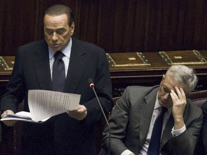 Berlusconi insta a no dejarse llevar "por el nerviosismo de los mercados"