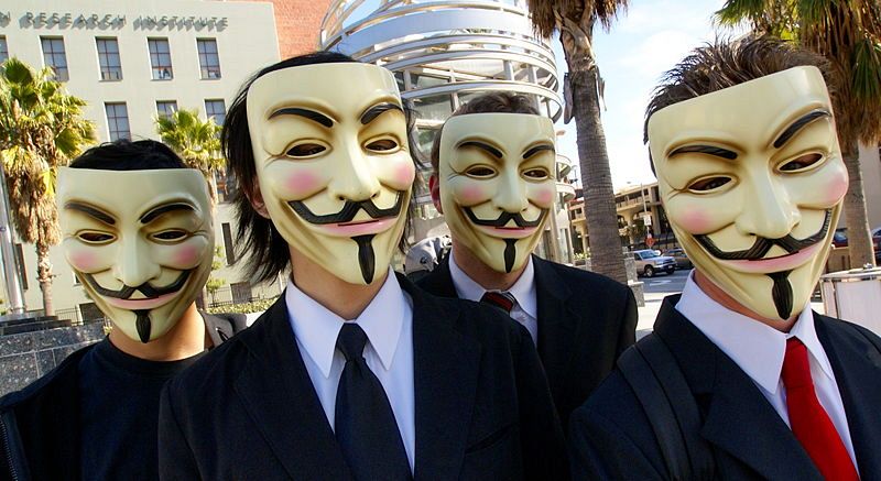 Anonymous anuncia un ataque para "destruir" Facebook el próximo 5 de noviembre