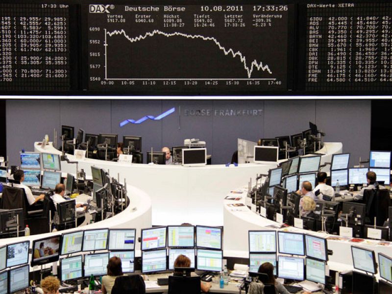 Las dudas sobre Francia y la caída de Wall Street provocan el desplome de las bolsas