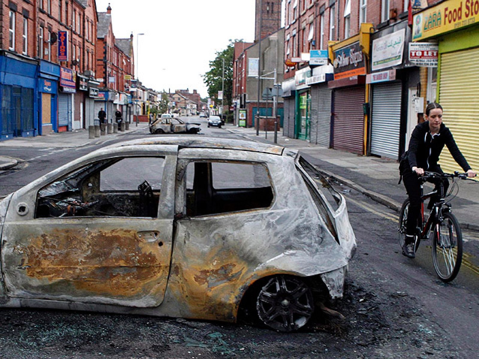 Londres mantiene el despliegue policial | Ver