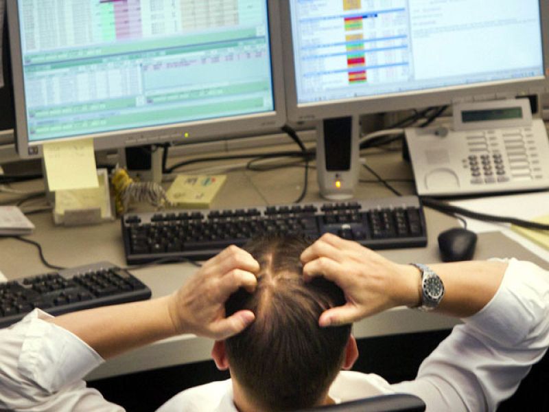 Las bolsas europeas, muy volátiles, recuperan los números verdes con la apertura de Wall Street