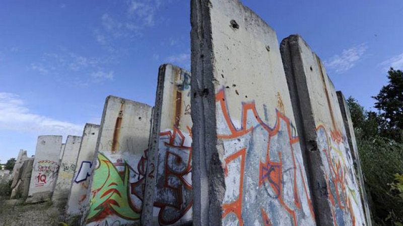 Alemania recuerda los 50 años del inicio de la construcción del Muro de Berlín