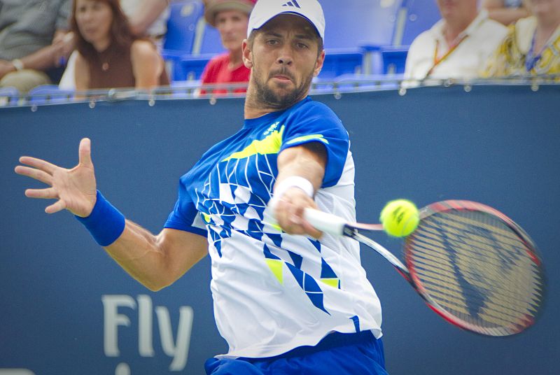 En Cincinnati, más abonos para la Davis y raqueta de Verdasco