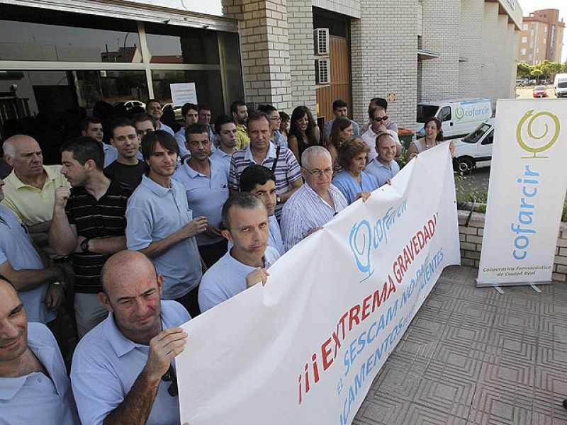 La Junta de Castilla-La Mancha dice que el cierre de las farmacias es "inútil" porque "no hay dinero"