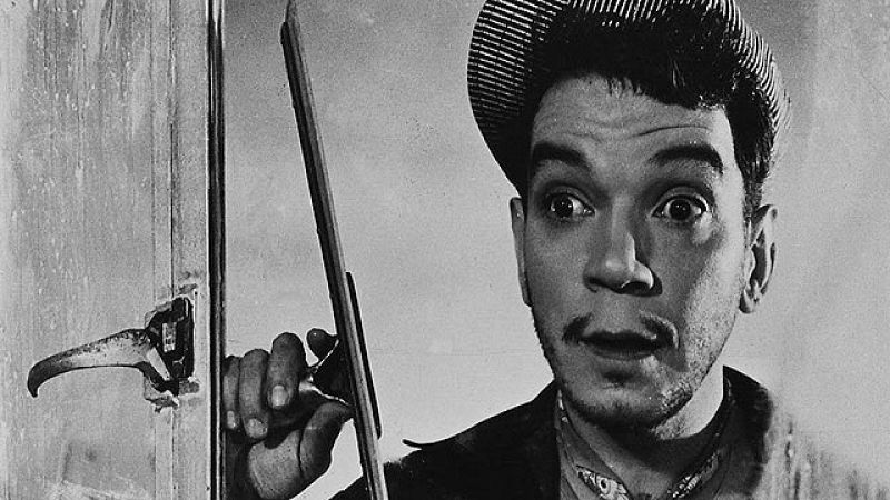México recuerda a Cantinflas, el "mito popular" que terminó desgastado