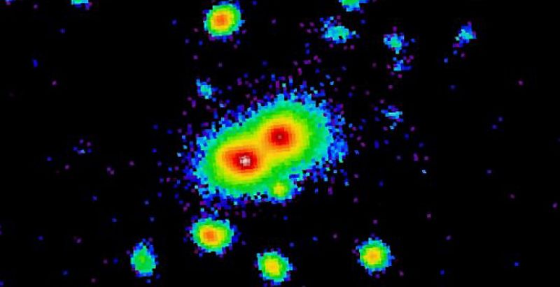 Un astrónomo español descubre grupos de galaxias a 5.000 millones de años luz