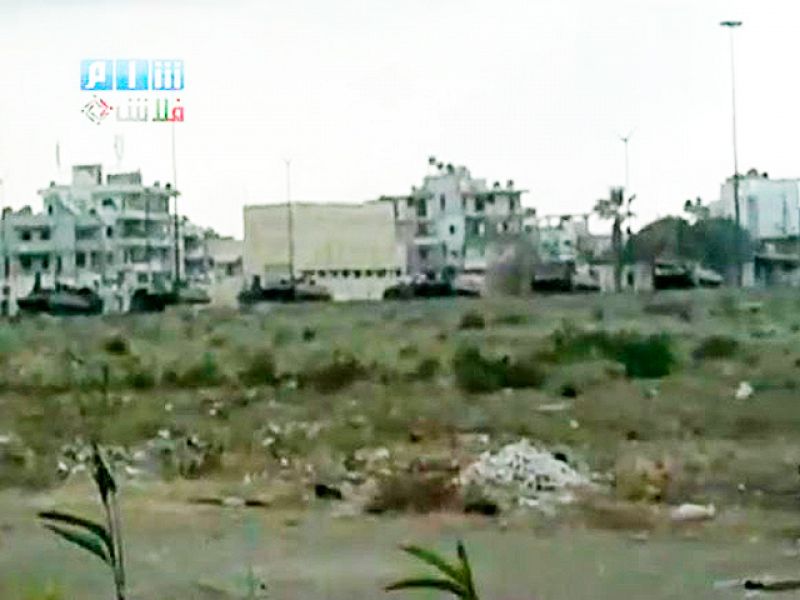 El Ejército sirio asalta la ciudad de Latakia por tierra y mar