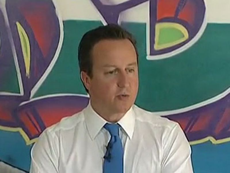 Cameron lanza un mensaje de advertencia tras los disturbios: "La fiesta ha terminado"