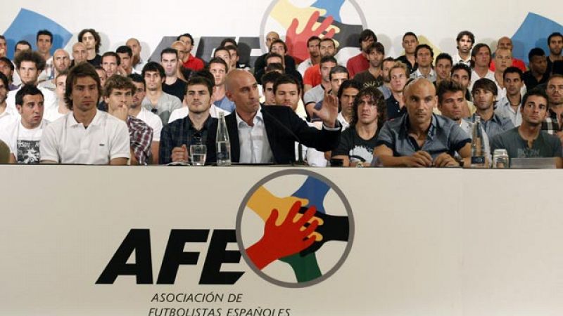 La LFP califica la huelga de futbolistas de "estéril" e "injustificada"