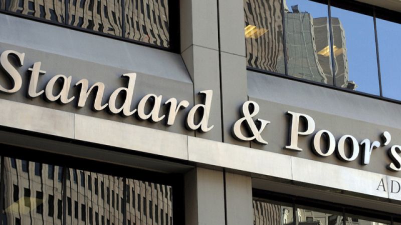 EE.UU. investiga si Standard & Poor's calificó al alza bonos hipotecarios antes de la crisis