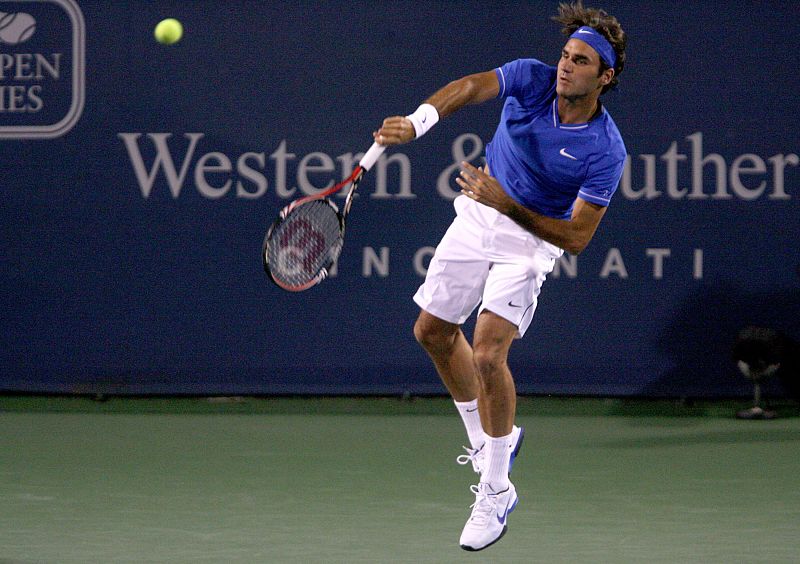 Berdych elimina a Federer mientras Djokovic alcanza las semifinales de Cincinnati