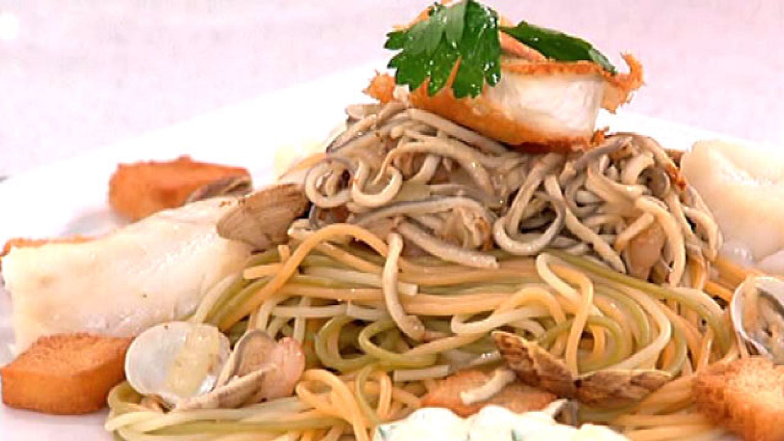 Saber Cocinar - Ensalada de pasta y bacalao (23/08/11) - RTVE Cocina | Ver