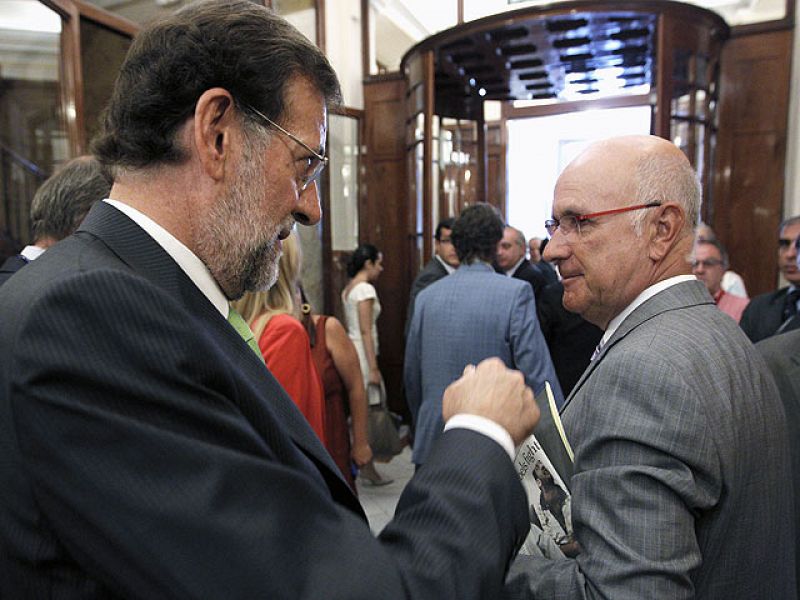 CiU se suma a los partidos minoritarios y pide un referéndum para la reforma constitucional el 20N