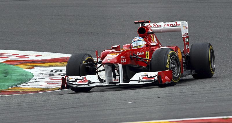 Alonso: "Cada carrera que pasa sigue ganando Vettel"