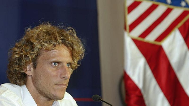 Forlán se despide del Atlético rumbo al Inter