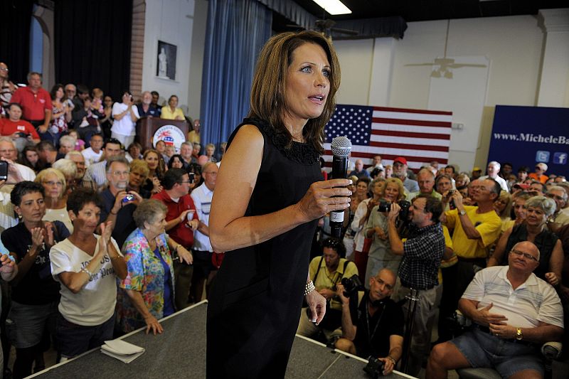 La candidata republicana Bachmann ve a Irene como un mensaje de Dios a Washington