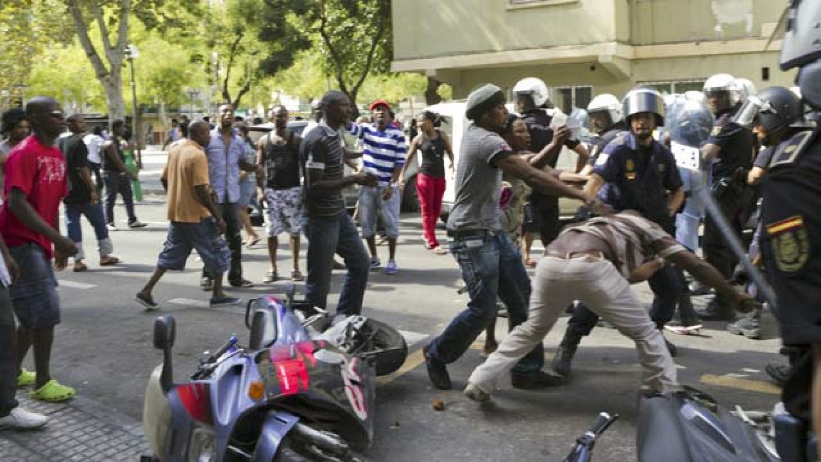 Los ánimos se apaciguan entre nigerianos y gitanos en Palma | Ver
