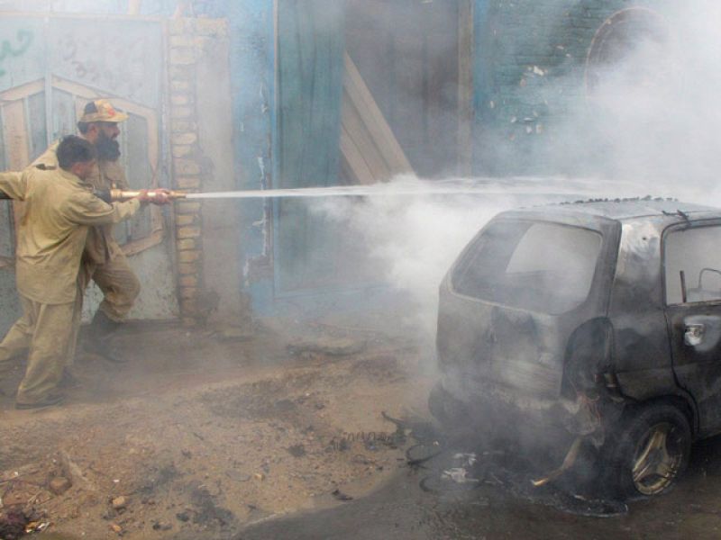 Once muertos en un atentado con coche bomba contra una mezquita en Pakistán