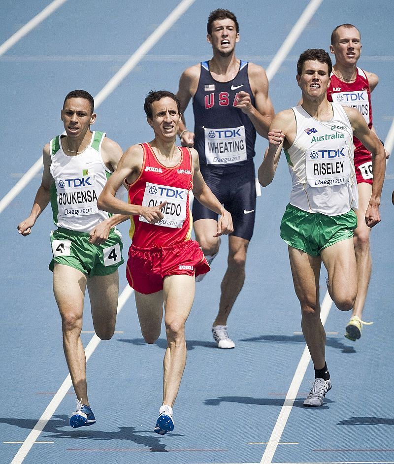 Olmedo se queda solo en la final de los 1.500 metros