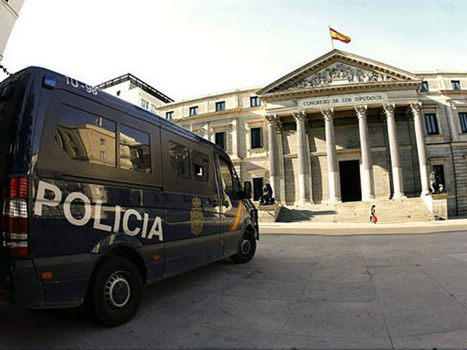 El Movimiento 15M marcha entorno al Congreso de los Diputados