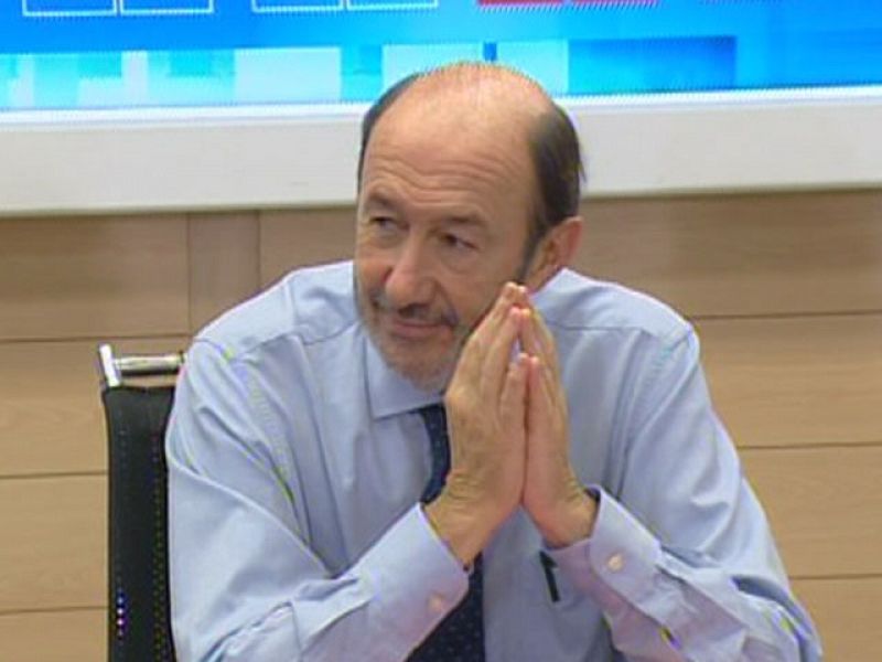 Rubalcaba propone subir dos impuestos para recaudar 2.500 millones con los que crear empleo