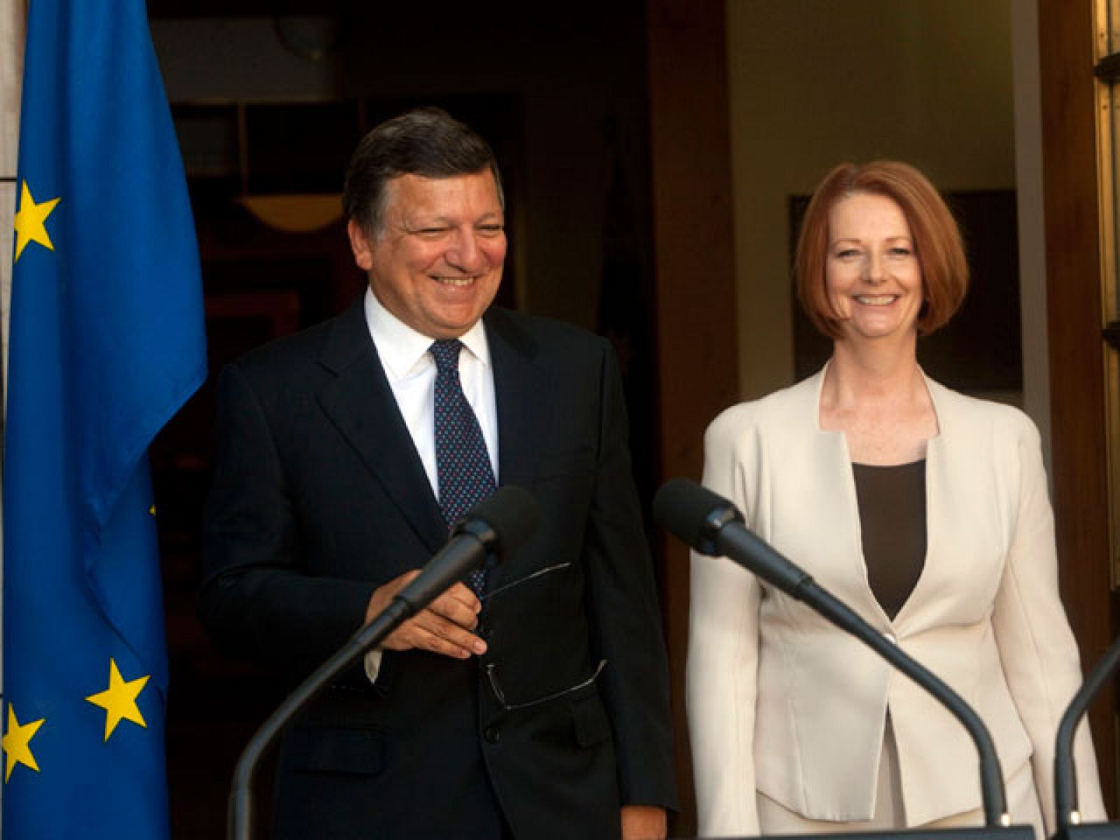 El FMI advierte del riesgo de una nueva recesión y el BCE insta a la aplicación inmediata de los acuerdos de la zona euro