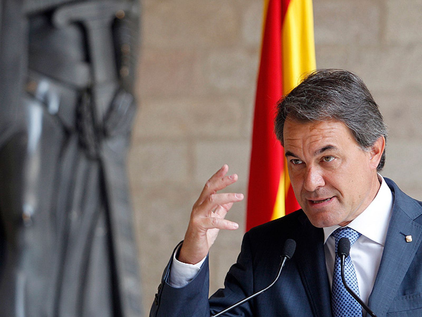 El Govern defiende el catalán como lengua en los colegios | Ver