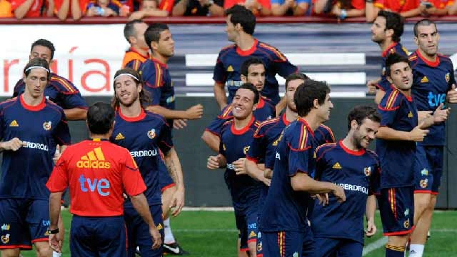La selección española ha ganado los cinco partidos que ha jugado contra Liechtenstein. El balance: 17 goles a favor y cero en contra.