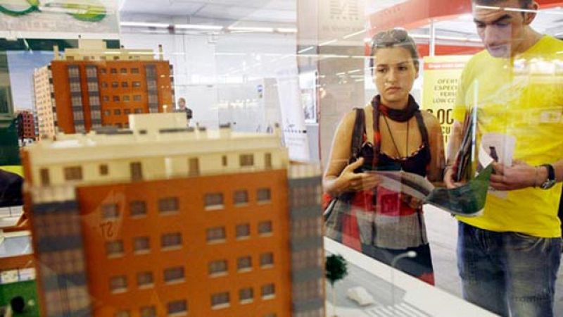 La venta de viviendas se desploma un 40,8% en el segundo trimestre, según Fomento