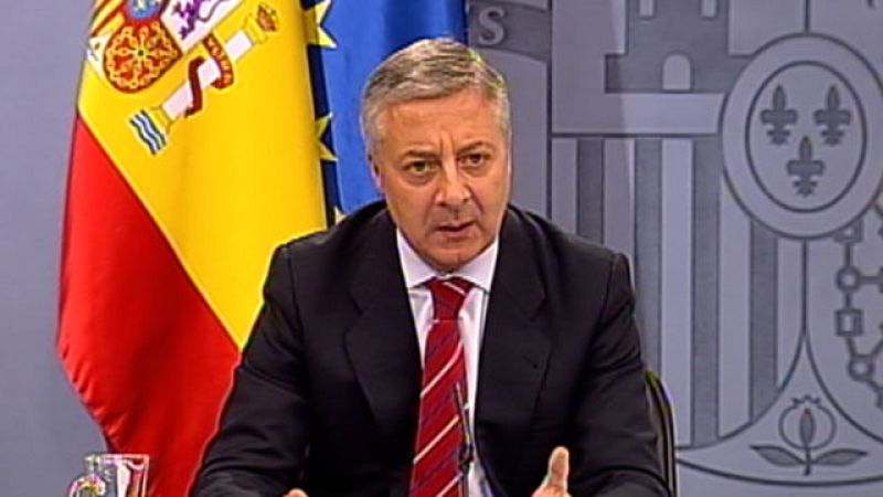 Blanco: "Ni la dificultad, ni la austeridad ni el déficit son excusa para recortar en las aulas"