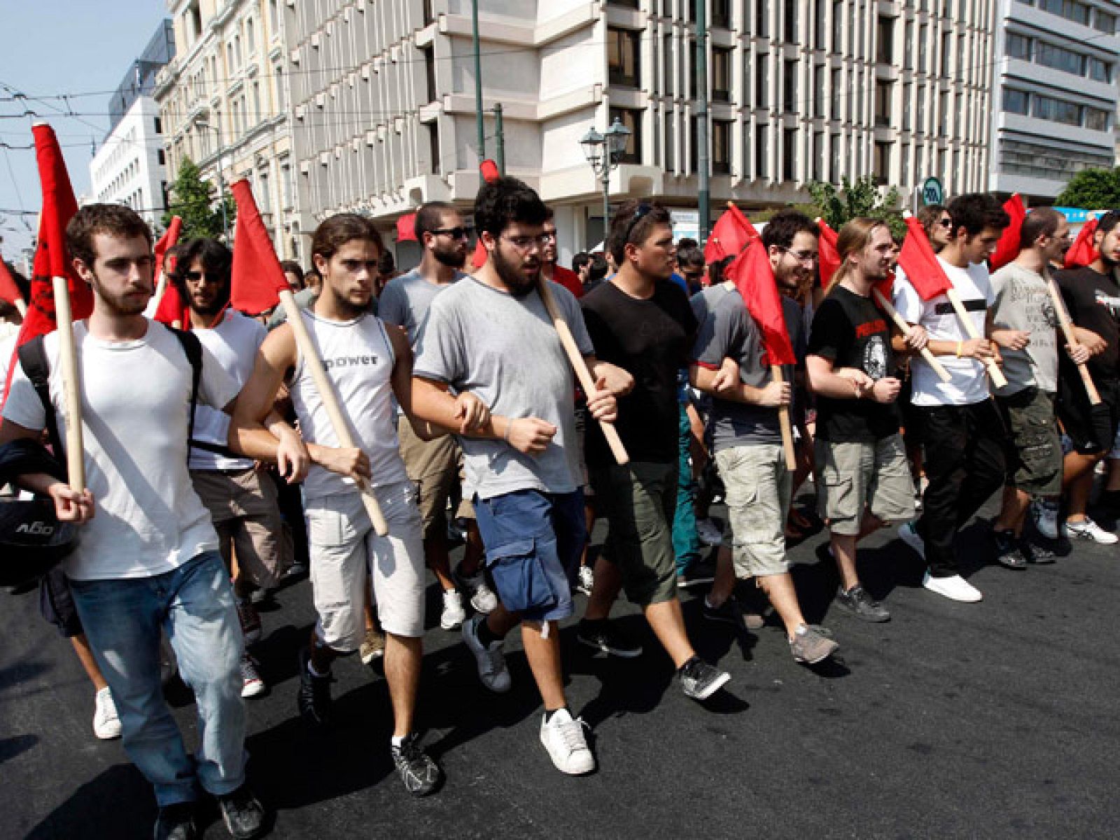 Un eurocomisario propone que Grecia ceda temporalmente su soberanía presupuestaria