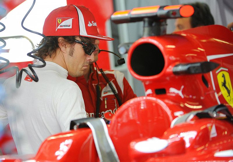Alonso: "Hemos hecho una salida increíble pero no hemos sido muy competitivos"