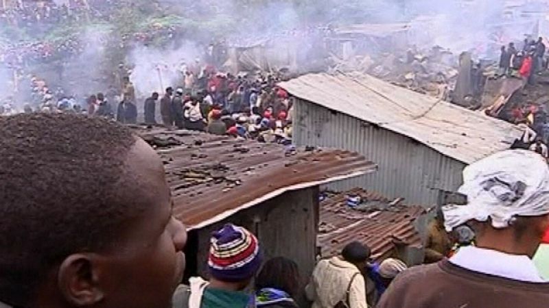 Al menos 76 personas mueren calcinadas en Kenia al incendiarse un depósito de combustible