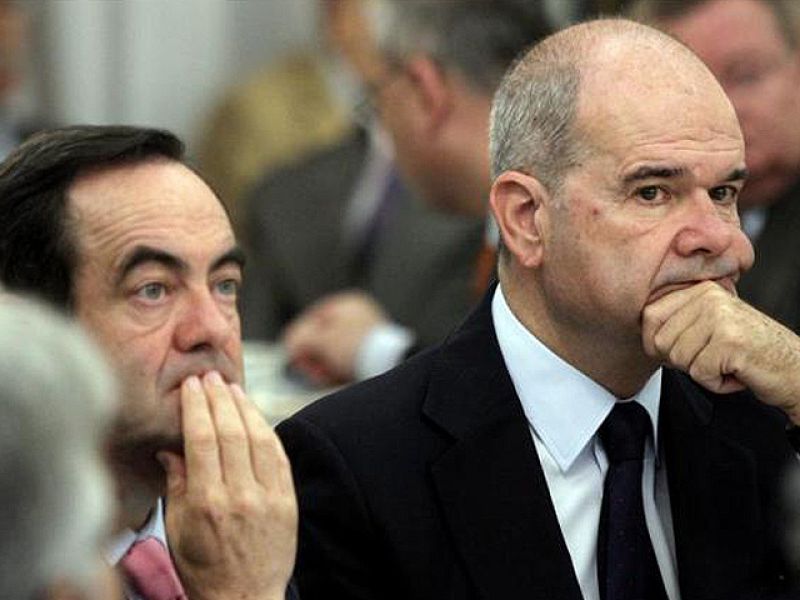 Chaves y Bono se declaran "muy amigos" y dan por cerrado su "pique" por las listas electorales