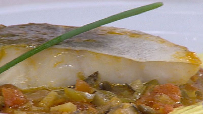 Bacalao en salsa de pimientos y berenjena (13/09/2011)