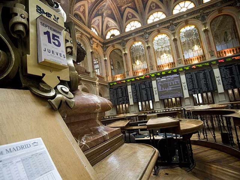 Las bolsas suben tras el compromiso de Grecia y se disparan con la 'barra libre' de dólares del BCE