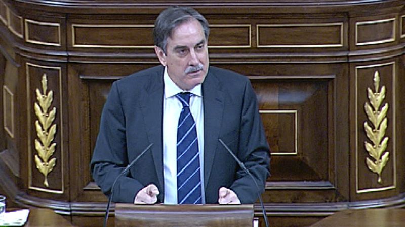 El Congreso convalida el plan de empleo juvenil con el apoyo del PSOE y la abstención de PP y CiU