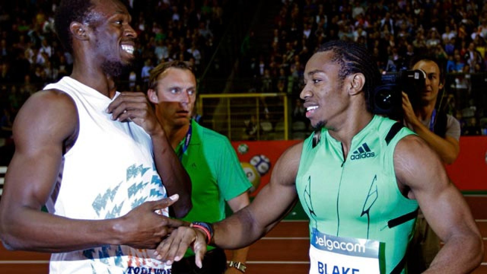 Usain Bolt se impuso en los 100 metros de Bruselas con la mejor marca del año, pero en 200 su compatriota Yohan Blake le arrebató el mejor registro
