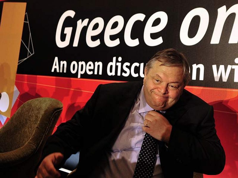 Grecia, FMI, UE y BCE se volverán a reunir el martes tras el debate "productivo" de este lunes