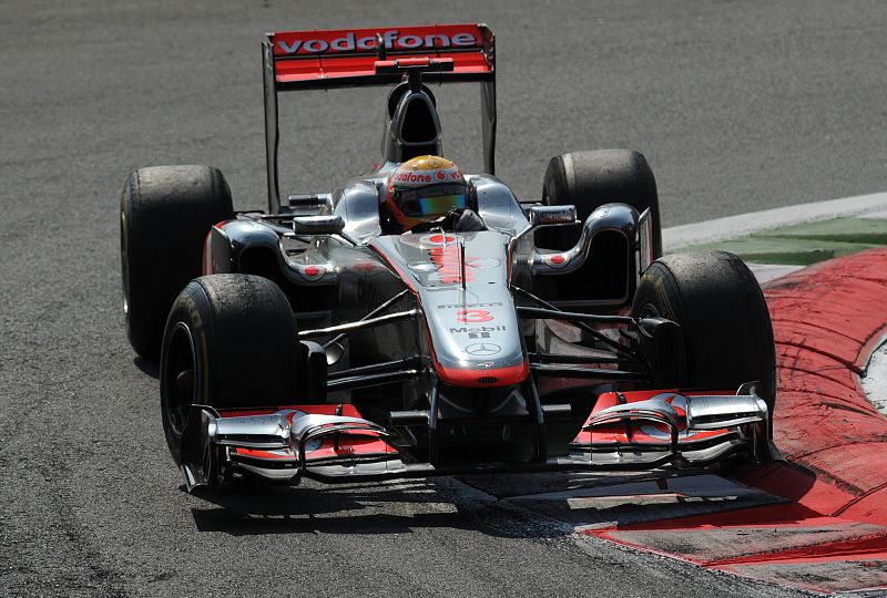 Lewis Hamilton responde a las críticas que lo tachan de ser un piloto agresivo