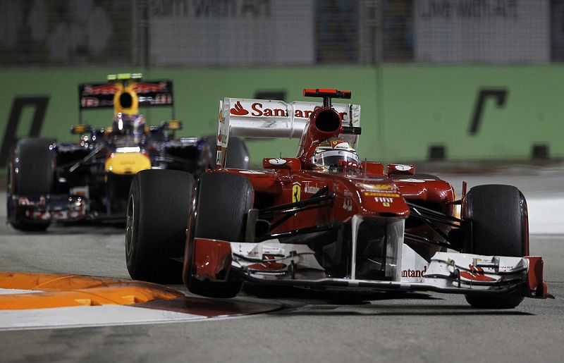 Alonso y Alguersuari, enfrentados fuera de la pista por un safety-car en Marina Bay