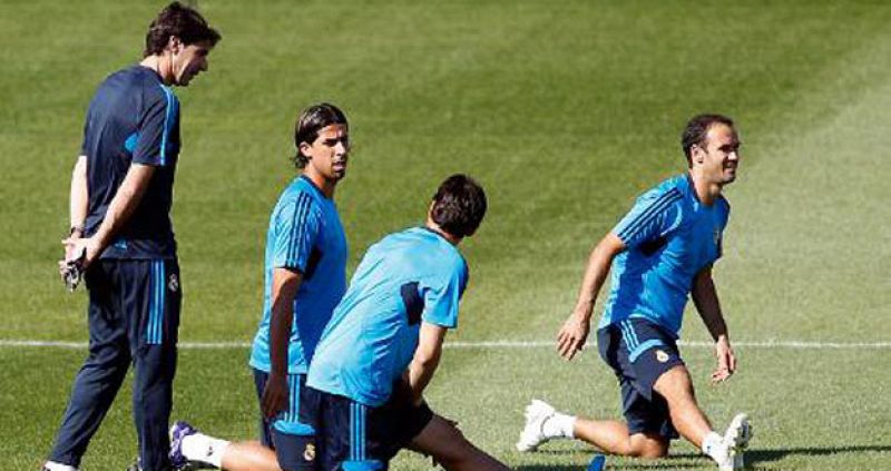 Carvalho, Altintop y Nacho Fernández, novedades en la convocatoria del Madrid