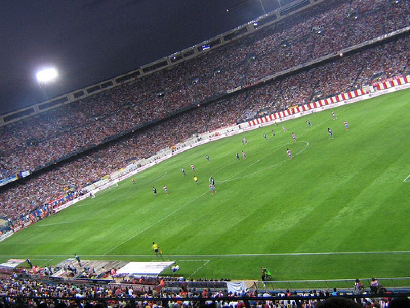 El estadio Vicente Calderón cumple 45 años con los días contados