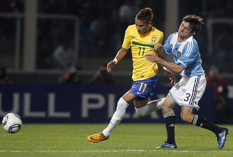 Neymar: "Las cosas que hace Messi sólo las hace un genio"
