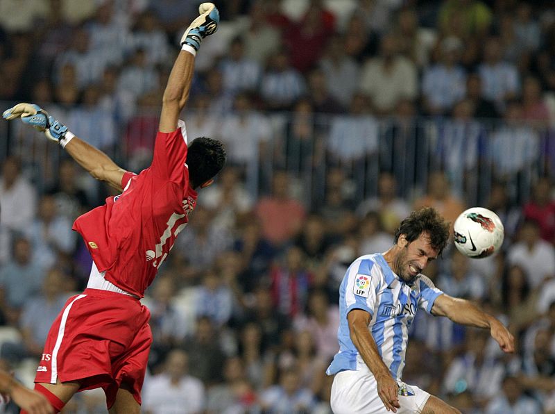 El Málaga logra ante el Getafe una remontada de líder
