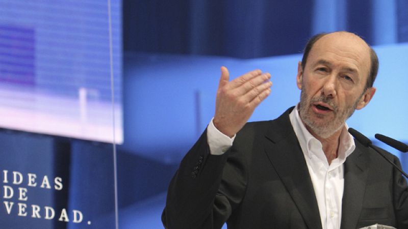 Rubalcaba se reafirma en que combatir el déficit no puede lastrar el crecimiento